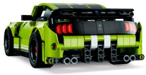 Lego Technic Ford Mustang Shelby Gt500 42138 3