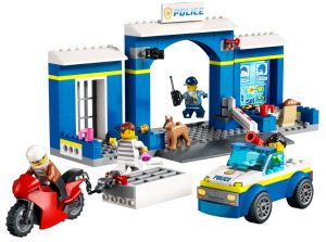 Lego City Persecución En La Comisaría De Policía 60370